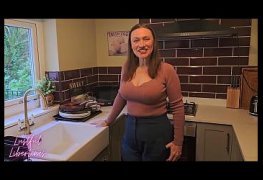 A Mamãe Quer Mostrar Os Peitões