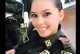 A polícia gostosa que ficou famosa por seu vídeo pornô na net