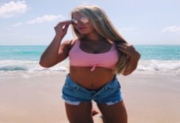Ali novinha linda confiou demais e vazou na rede