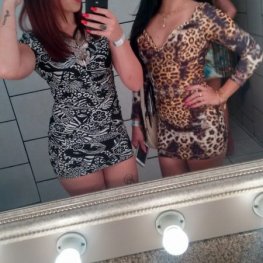 Amigas e parceiras se pegando