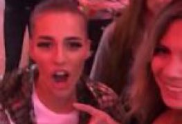 Amigas safadas no festival 6 min