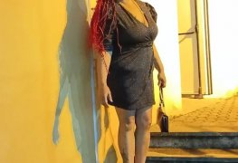 Atrevida que gosta de sexo bem aqui
