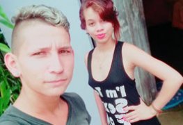 Bia caiu no zap com amigos transando e corno descobre
