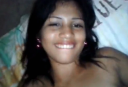 Boliviana novinha trepa com taxista da fronteira e acaba indo parar na net