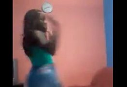 Cadela Thais santos