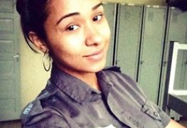 Caiu na net fotos de policial morena pelada