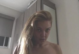 Caren Souza Fazendo Topless Na Live