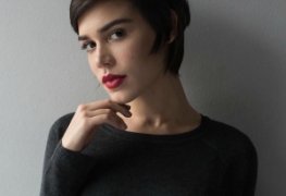 Carla salle nua em cena de sexo na série os dias eram assim