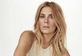 Carolina dieckmann mostrando os peitos em filme nacional