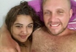 Casal exibido