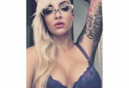 Clara aguilar ex-bbb caiu na net tocando siririca
