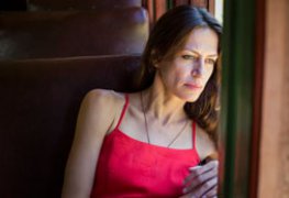 Clara Choveaux Fazendo Boquete De Verdade Em Filme