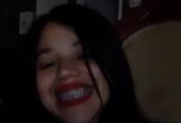 Colegial muito excitada na safadeza