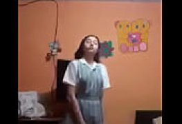colegial nua e bem safada