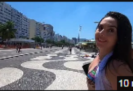 Comendo ninfeta na estrada