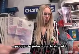 cumendo o cu da dona da lo e fungindo do marido