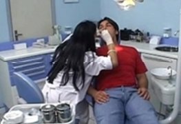Dentista Safada Dando a Boceta e o Cu Pra Cliente