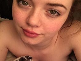 Emerson Cane a beldade que adora postar nudes no Tumblr