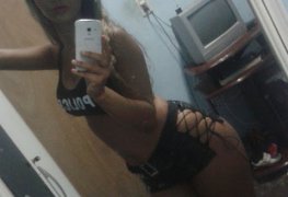 Esposa nua caiu na net peladinha