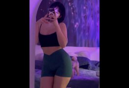 Essa gatinha coreana tem a bunda mais bonita que você verá hoje