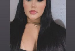 Esta Peituda que gosta de sexo pelada