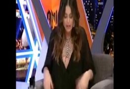 FAMOSA MOSTROU MAIS DO QUE DEVIA NA TV