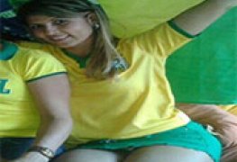 Fernanda gostosa dando o cuzinho pro marido da amiga