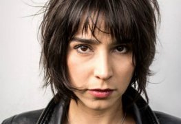 Fernanda moro nua no filme a oeste do fim do mundo