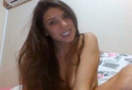 Fernanda novinha de odontologia ficou pelada abriu a cam e caiu na net