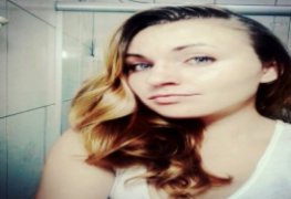 Ficou pelada fez plaquinha pro Thalles e caiu na net