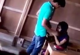 Flagra amador de novinha dando uma rapidinha no refeitório da escola