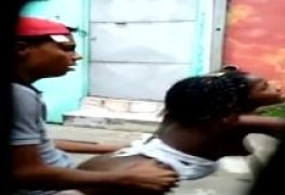 Flagra real da novinha metendo na rua da favela