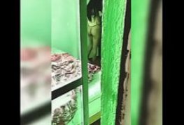 Foi na casa do tio comer a prima