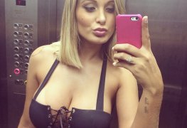 Fotos da Andressa Urach nua