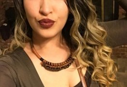 Fotos da cantora Marion Peru nua caiu na net