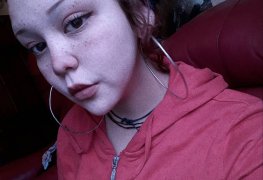 Fotos e vídeos da gostosa peituda Mindvmdfk