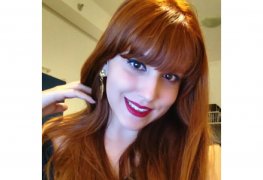 Fotos e vídeos da ruiva CuteOrDark