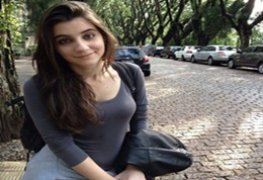 Gi novinha estudante de filosofia perdeu a camera e caiu na net