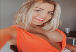 Grazi Mourão das lives do pk se exibindo no insta
