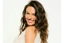 Isis valverde em cena de sexo na novela amor de mãe