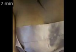 Julia Perfeita se Exibindo na Webcam até Ficar Nua