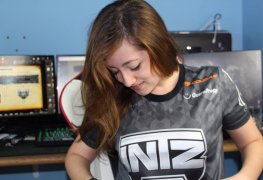 Juliana Macaferri jogadora de LOL caiu na net