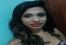 Karina magrinha danada caiu na net toda excitada