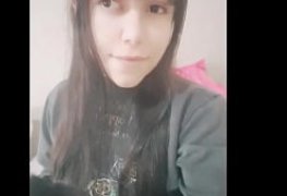 Lily ninfeta trai o namorado e filma