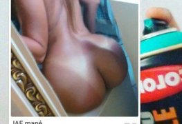 Loira gostosa  perdeu o celular com fotos de nudes
