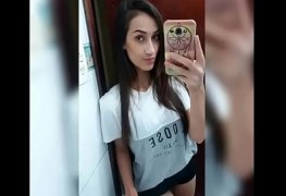 Malu Nunes dando a buceta