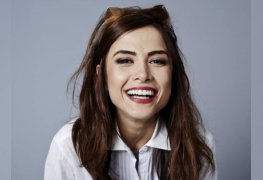 Maria casadevall pelada fazendo sexo na série coisa mais linda - 2ª temporada