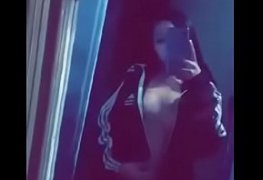 Me dê mais grana e vc ganha mais fotinhas
