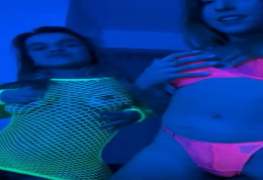 Mini Gabys brincando com as amiguinhas