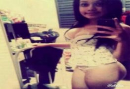 Moreninha safada quis trocar nudes pelo twitter e caiu na net